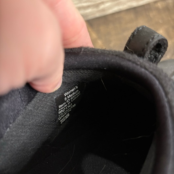 L.L. Bean storm chaser 4 slip on with arctic grip 8 - Picture 7 of 7